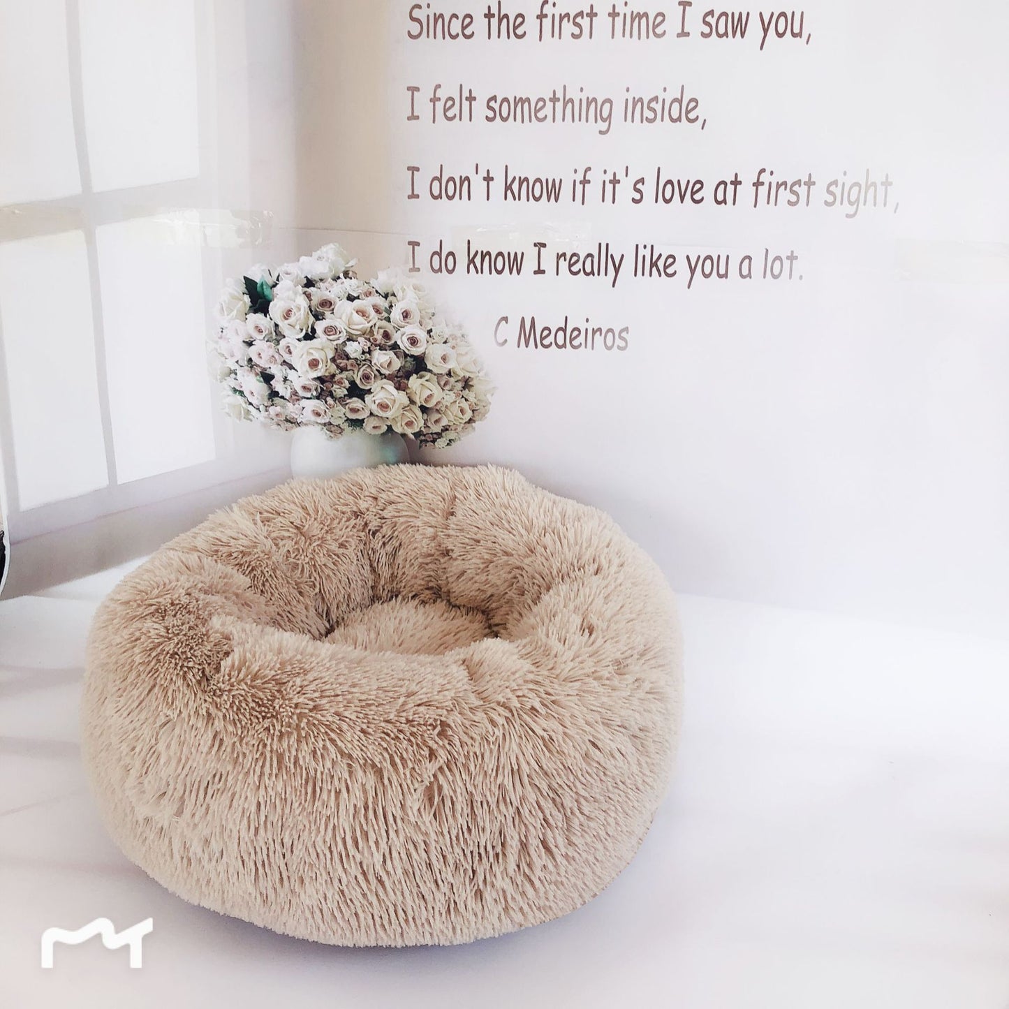 CloudCalm Fluffy Donut Bed